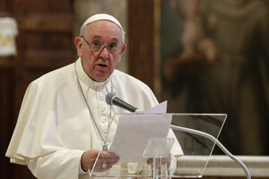 Папа Римский объяснил, почему не поедет в Украину