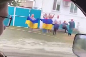 Як жителі Харківщини зустрічають ЗСУ: ці відео доведуть до сліз