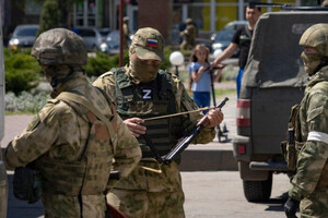Росія терміново перекидає війська на Харківський напрямок (відео)