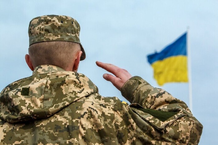 В Казачьей Лопани установлен флаг Украины (фото)