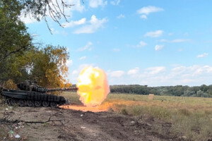 ЗСУ на півдні знищили 40 росіян, чотири танки та склад боєприпасів