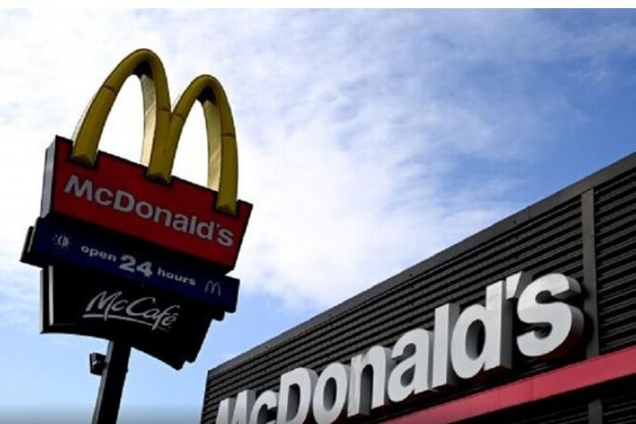 Компанія McDonald's пояснила, чому поки не працюватиме в Україні