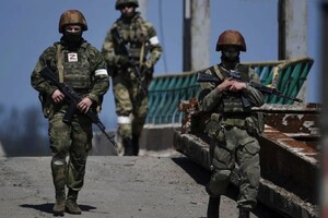 Окупанти розстріляли цивільних у центрі Балаклії поряд із блокпостом