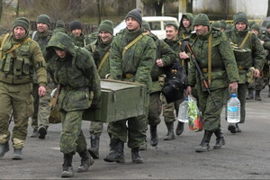 Росія намагається поповнити втрати в Україні зеками, наркоманами та алкоголіками