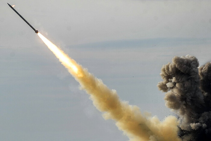 Зеленський повідомив, скільки ракет окупанти застосували проти України