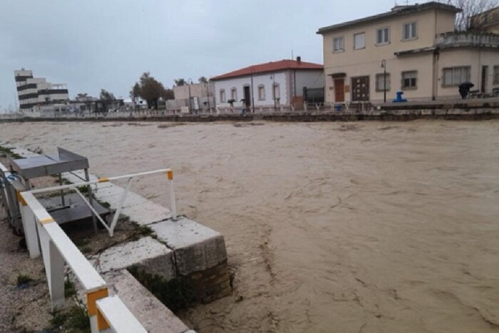 В Італії через повінь загинуло 11 людей (фото, відео)