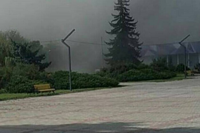 В Херсоне раздались взрывы, над городом поднялся черный дым