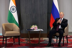 На саміті в Узбекистані лідери країн змушували Путіна чекати