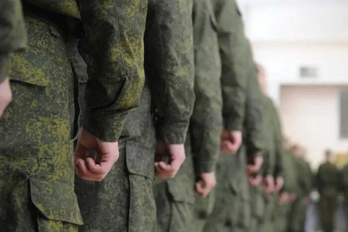 Резерви закінчуються: Росія жене на війну викладачів військових училищ