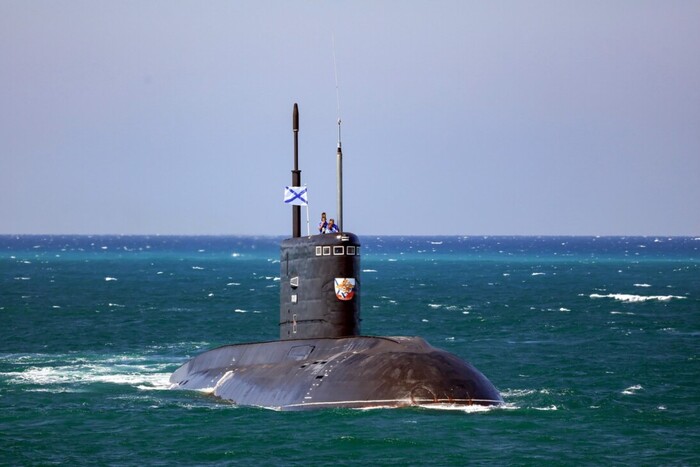 Росія вивела підводні човни з Криму: дані британської розвідки