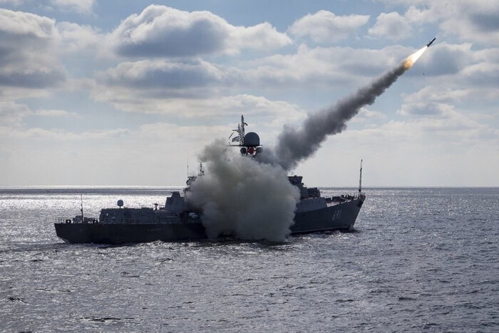 Враг держит в Черном море три корабля с 24 ракетами «Калибр»