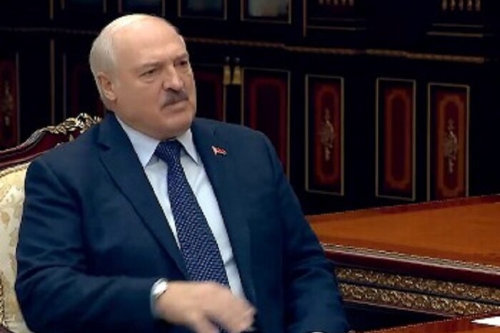 Лукашенко наказав мобілізувати оборону