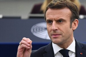 Макрон зазначив, що деякі країни не бажають надто рішуче засуджувати Росію