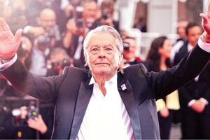 Ален Делон анонсував інтерв’ю з Володимиром Зеленським: де покажуть і коли