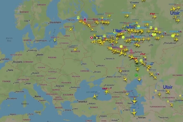 Росіяни тікають з країни. Активність авіасполучення зашкалює