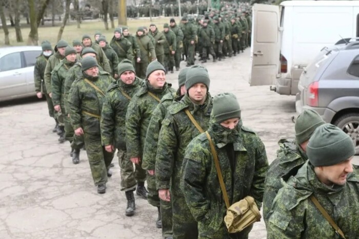 Російський воєнком визнав: жодних обмежень – на війну забиратимуть усіх