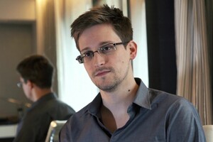 Шпигун-утікач Едвард Сноуден отримав громадянство Росії