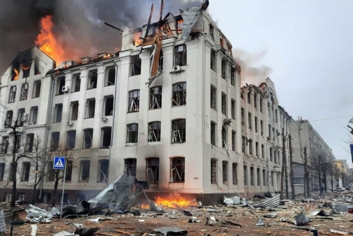 Рашисти обстріляли Харків. Деякі райони залишилися без світла