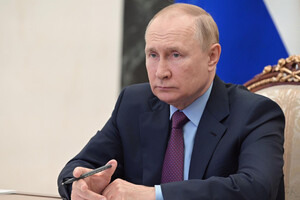 Путин начал терять доверие россиян