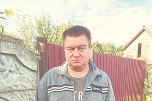 Житель Чернігівщини збирає для ЗСУ покинуту ворожу техніку 
