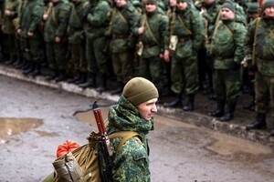 У лікувальні заклади міста Старобільськ за останні дні доставлено понад 200 поранених загарбників