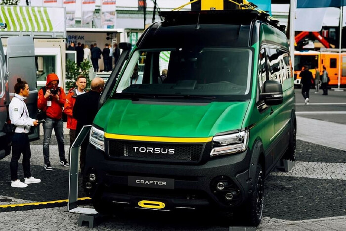 В Германии дебютировал новый внедорожный микроавтобус украинского производства