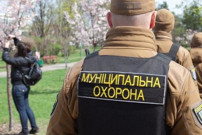 Київ посилить охорону в школах