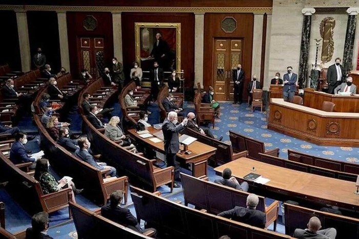 Сенат США ухвалив законопроєкт із $12 млрд допомоги для України