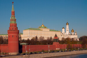 Кремль отмечает кровавую аннексию. Кто приехал к Путину (фото, видео)