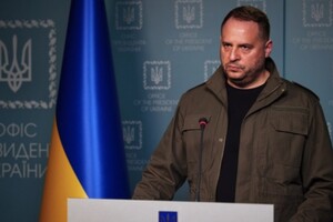 Єрмак: «Ми працюємо далі і звільняємо українські території»