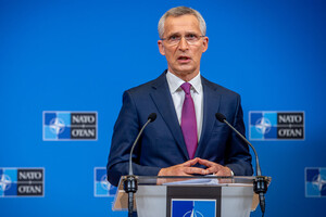 Столтенберг наголосив, що зараз НАТО зосереджене на тому, аби надавати підтримку Україні 