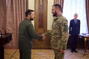Президент зустрівся з військовослужбовцями Сил територіальної оборони
