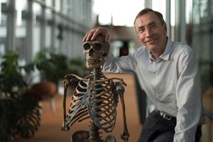 Сванте Паабо секвенував геном неандертальця