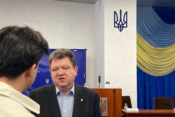 Скандальний суддя Львов, що має російський паспорт, залишиться на посаді