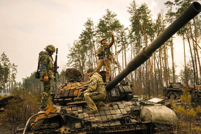 ЗСУ за добу знищили 44 танки та 27 бойових машин ворога