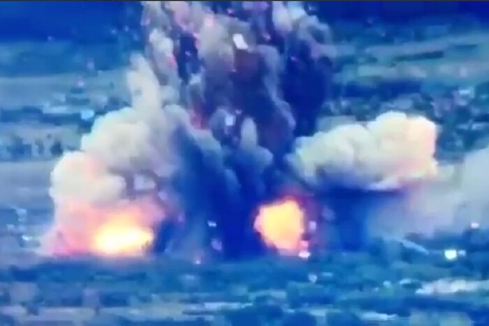 ЗСУ ефектно знищили російський склад боєприпасів на Харківщині (відео)