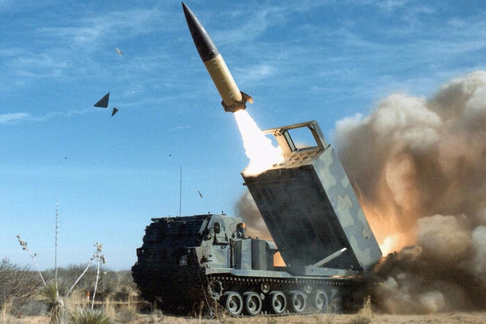 Украина просит США предоставить ракеты Atacms, но с условием информирования о целях