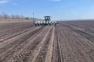 Ватажки окупованої частини Луганщини погрозами змушують місцевих фермерів проводити посівні роботи 