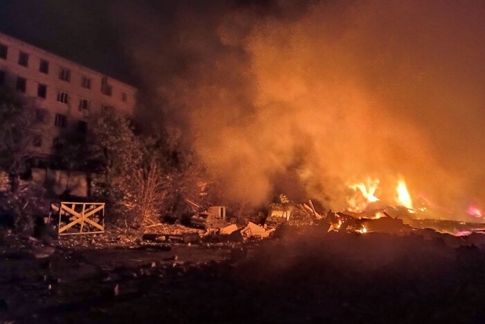Удар по Харкову: рятувальники розповіли про наслідки