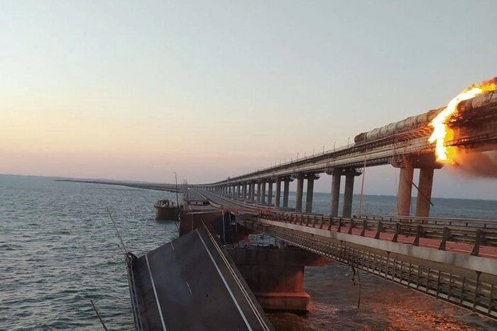 З’явилося відео моменту вибуху на Кримському мосту