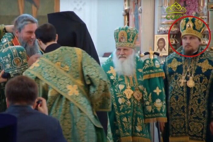 Роменская епархия УПЦ МП в начале весны попала в оккупацию. Несмотря на это, местный архиерей посещает Россию и молится за… убийц украинцев