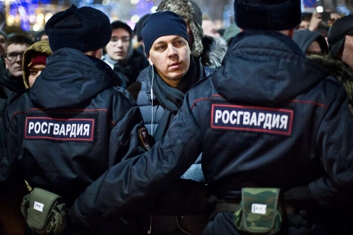 У Москві розпочалися арешти військових, центр міста перекрили – розвідка