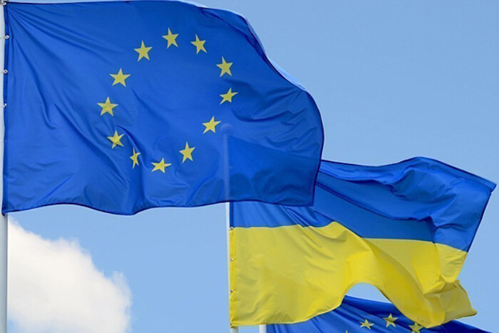 ЄС працює над законом, який дозволить передати активи РФ на відновлення України
