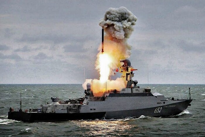 Росія різко збільшила кількість ракетоносіїв у Чорному морі