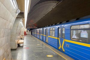 Через ракетну атаку на Київ припинено рух поїздів на усіх лініях метро