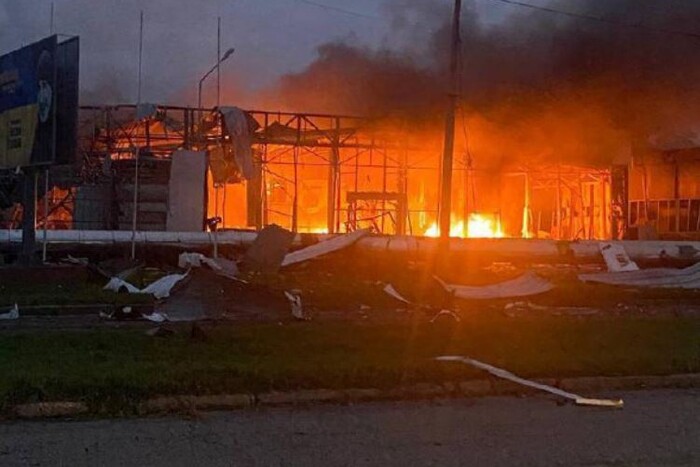 Окупанти атакували Запоріжжя: найбільших руйнувань зазнав острів Хортиця (фото) 
