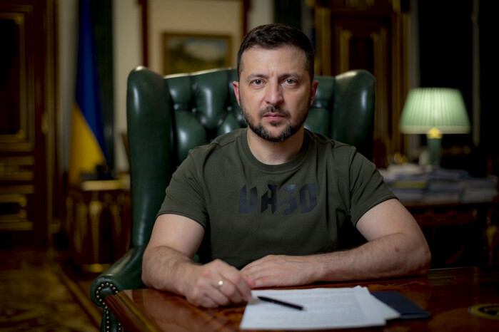 Зеленський доручив розвідці встановити причетних до ракетних атак по Україні