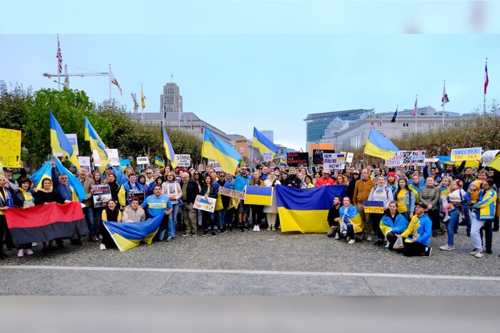 Українці за кордоном вийдуть на акції протесту через атаки Росії