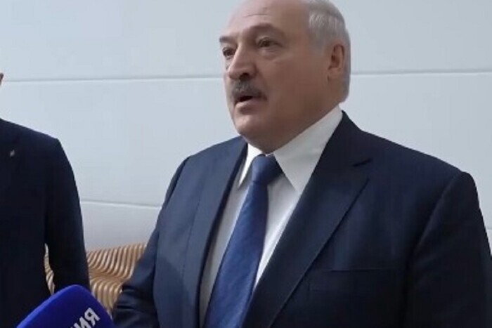 Лукашенко уже не скрывает, что воюет с Украиной