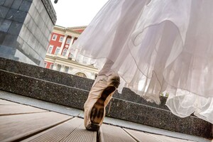 Російським балеринам радять: Пуанти можна зваляти в техніці пап‘є-маше з туалетного паперу